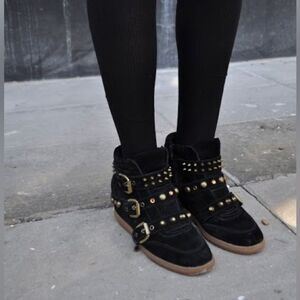 Aldo Womens Black 7 Studded Buckle Ankle Boots